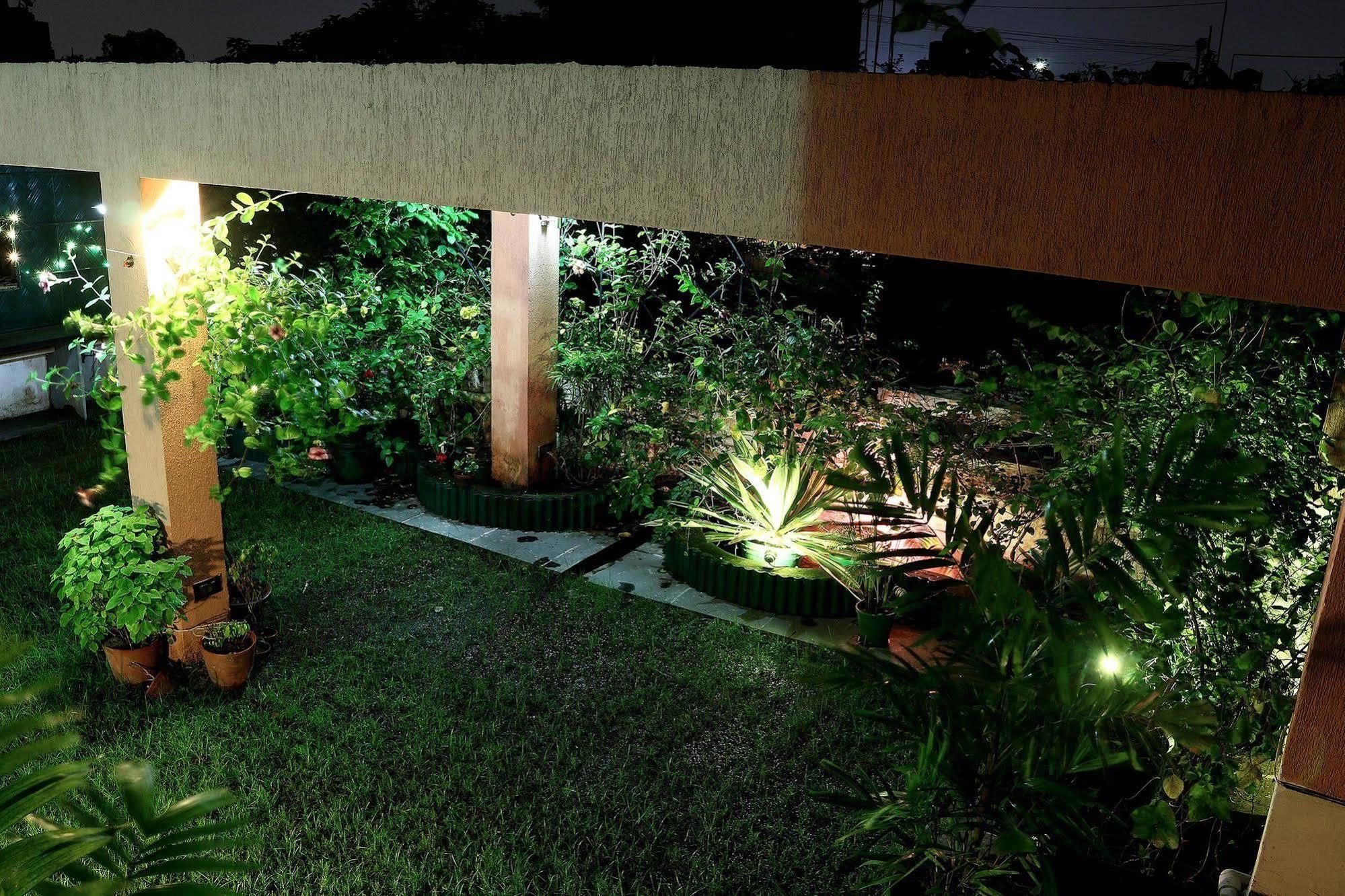كولكاتا Tangerine Guest House المظهر الخارجي الصورة